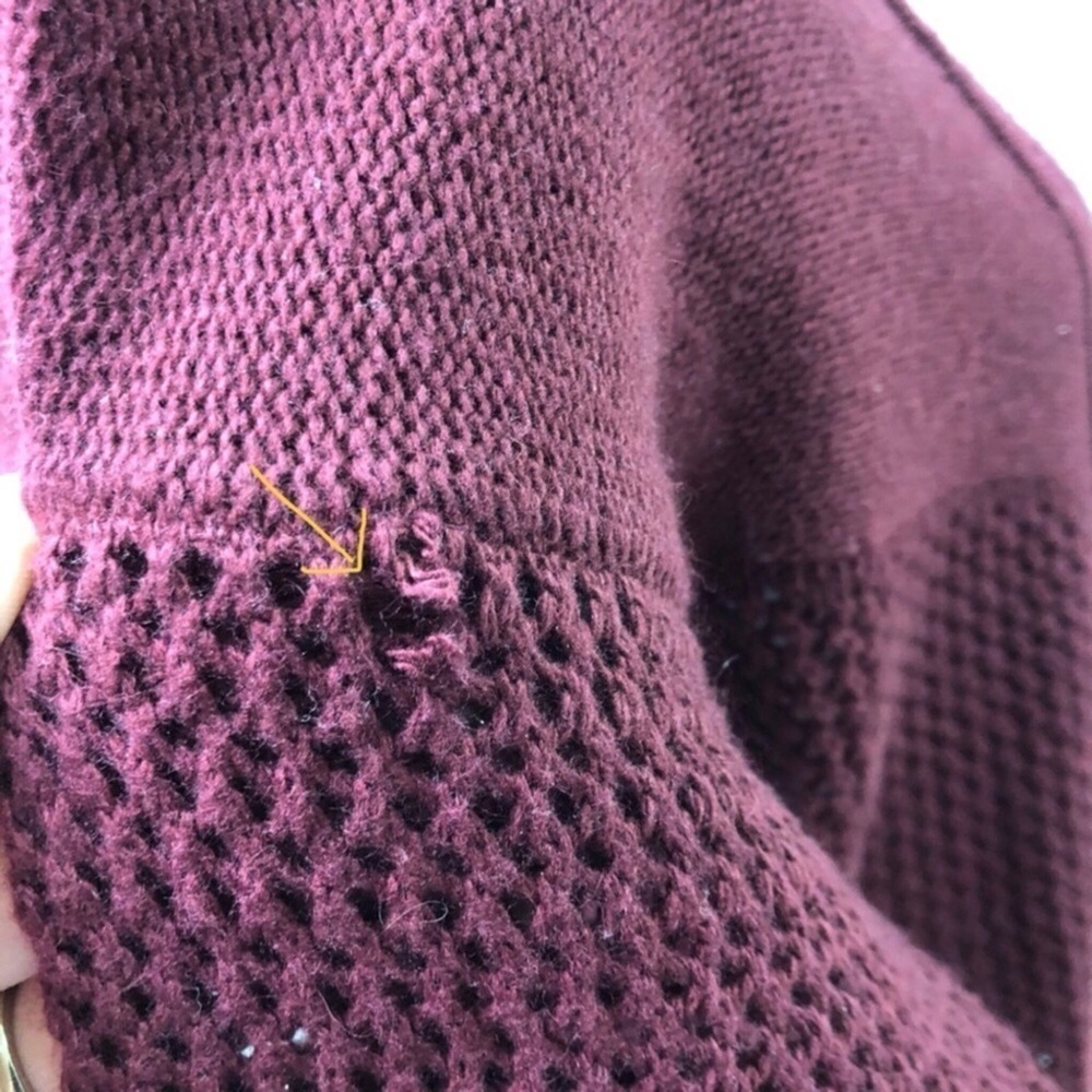 Love Token Women’s Skylar Knit Sweater Burgundy Size Large Long Sleeve Crewneck - Picture 5 of 6